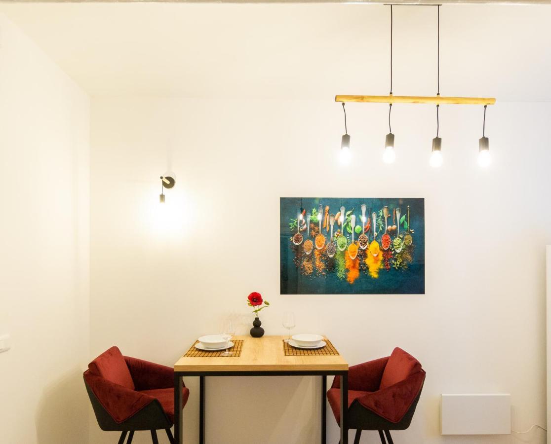 Apartman Kolura Vis Bagian luar foto