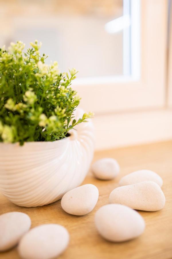 Apartman Kolura Vis Bagian luar foto